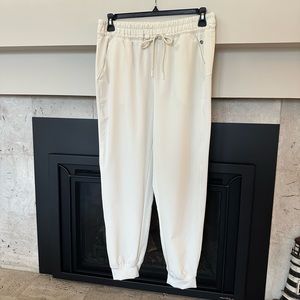 Cream Athletic Joggers M (LIKE NEW!)